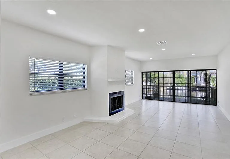 4300 S Ocean Blvd #1 — Photo 9