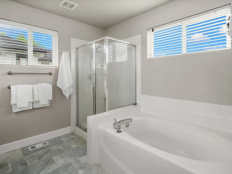 7306 Douglas Ave SE — Photo 16