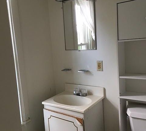 5th image of 22 Wadsworth St APT 8
