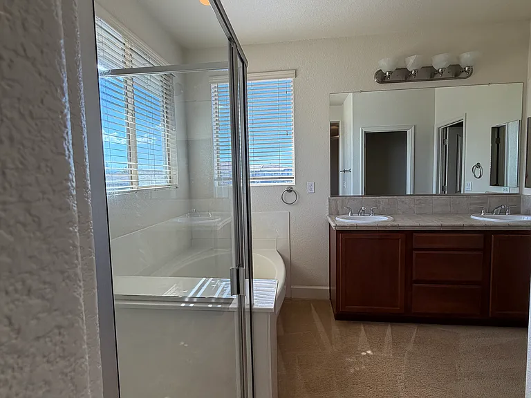 7179 Rutherford Dr — Photo 31