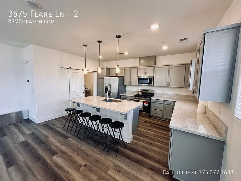 3675 Flare Ln #2 — Photo 3