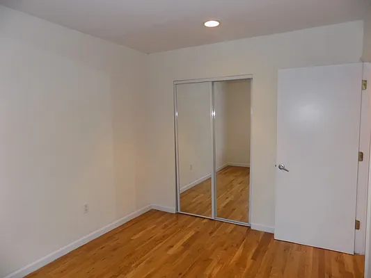 Rented by Blue Chip Real Estate Group LLC | media 29