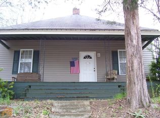 303 Askew Ave, Hogansville, GA 30230