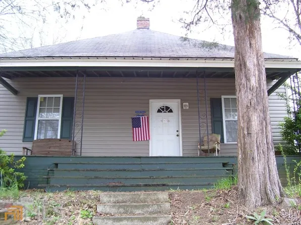303 Askew Ave, Hogansville, GA 30230