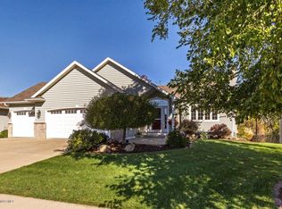 4815 Manor Brook Dr NW, Rochester, MN 55901