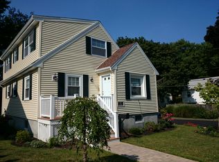 60 Avalon Rd, West Roxbury, MA 02132