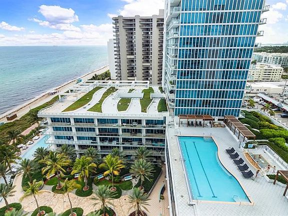 4th image of 6801 Collins Ave #1411-1402