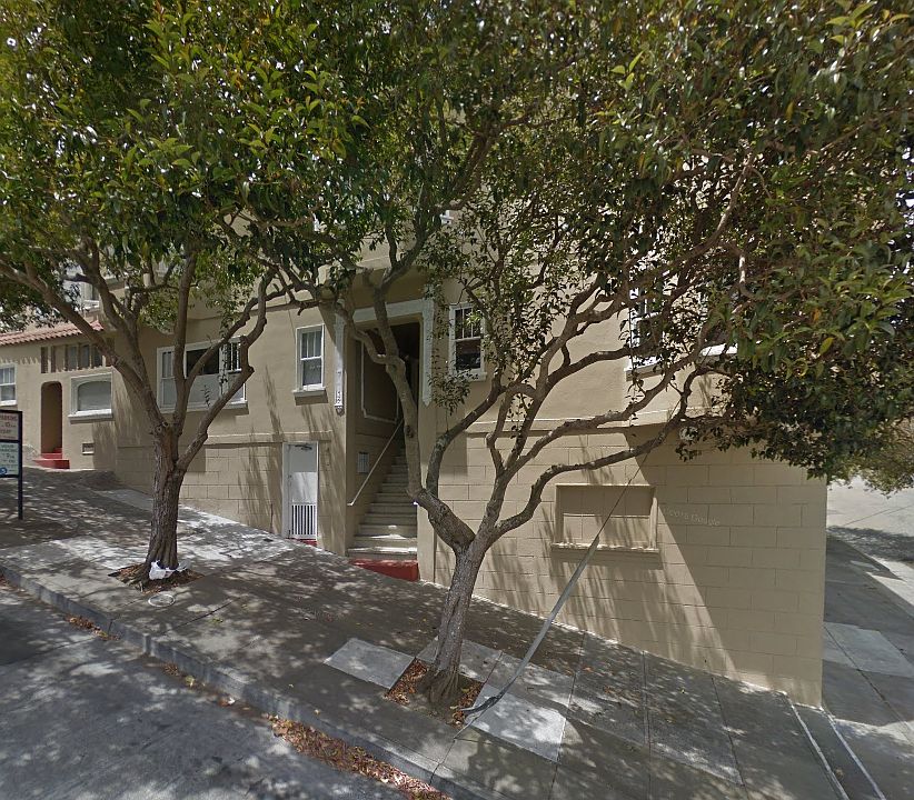 1st image of 302 Douglass St