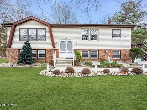 807 Monmouth Road, Cream Ridge, NJ 08514