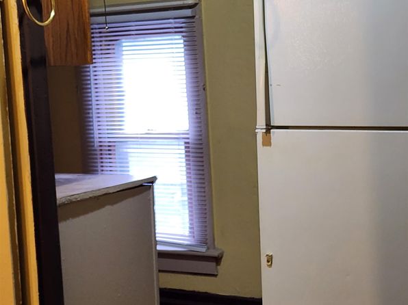 fort-wayne-indiana-445010387 picture