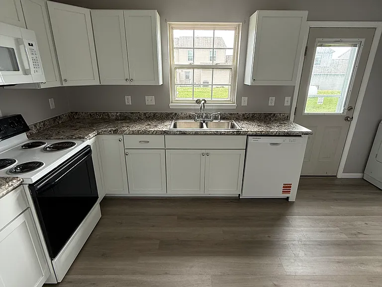245 Barley Cir #1 — Photo 5