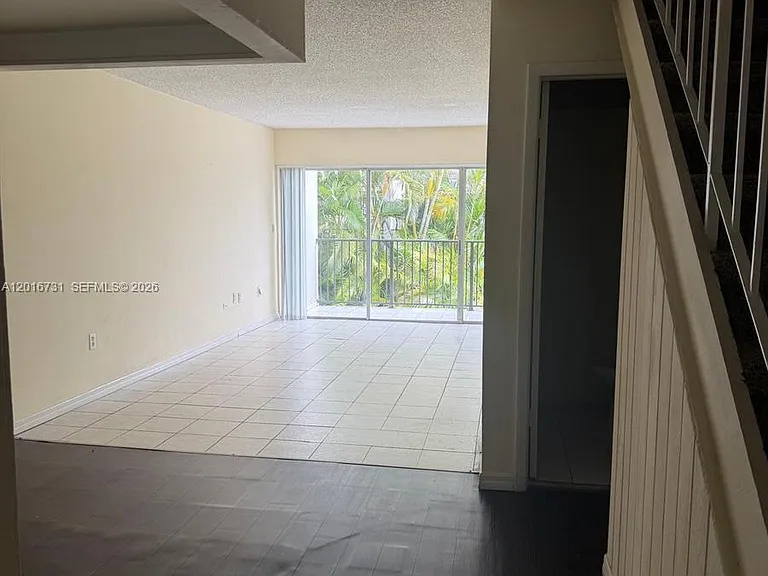 30 NW 87th Ave #C225 — Photo 10