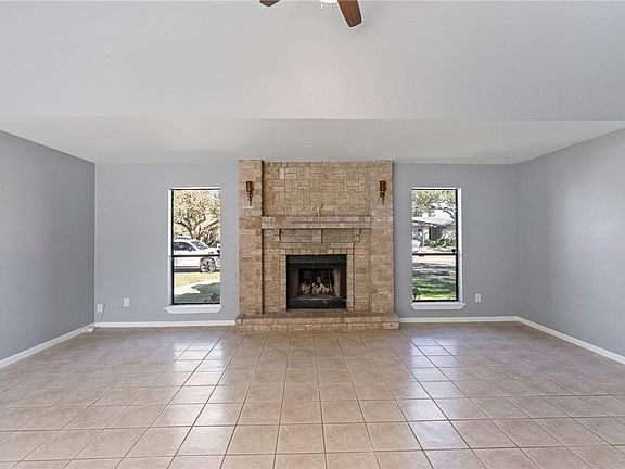 4th image of 11613 Flagstone Creek Cir