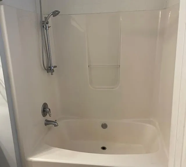 4684 Liberty Square Dr — Photo 17