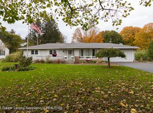 1865 E Clinton Trl, Charlotte, MI