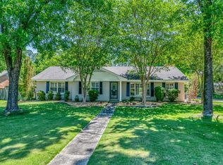 1833 Fairforest Dr, Montgomery, AL 36106