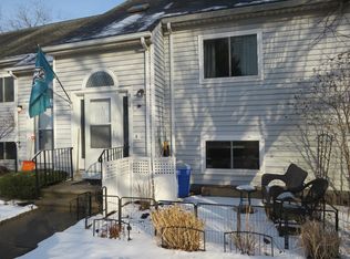 8 Clubhouse Dr #8, Cromwell, CT 06416