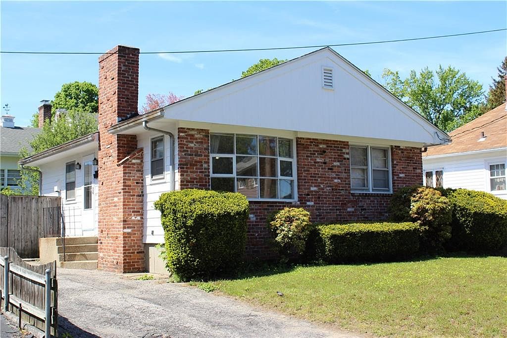 14 Madison St, Warwick, RI 02888 Zillow