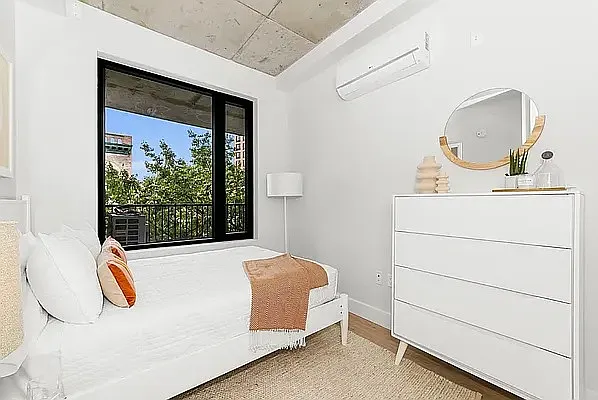 815 Flatbush Ave #302 — Photo 9