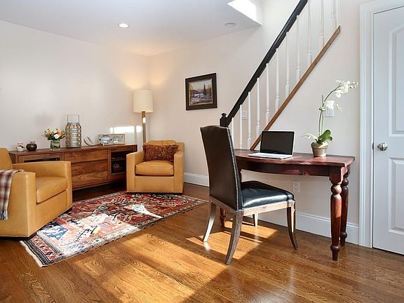 5th image of 17 Oak St #2