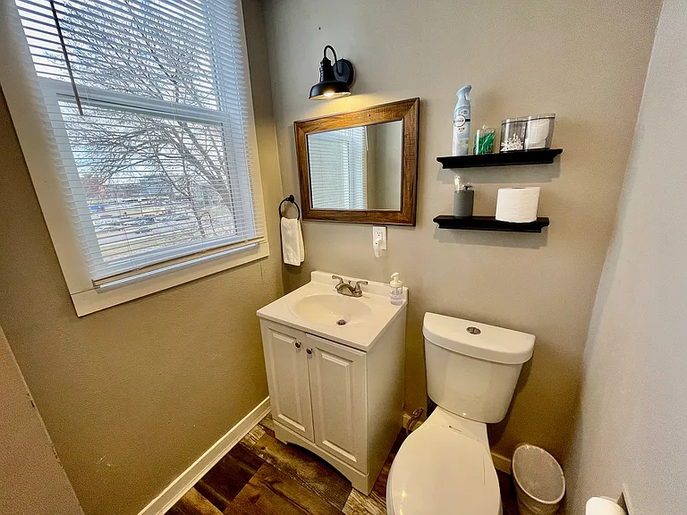 334 N Spring Ave #4 — Photo 7