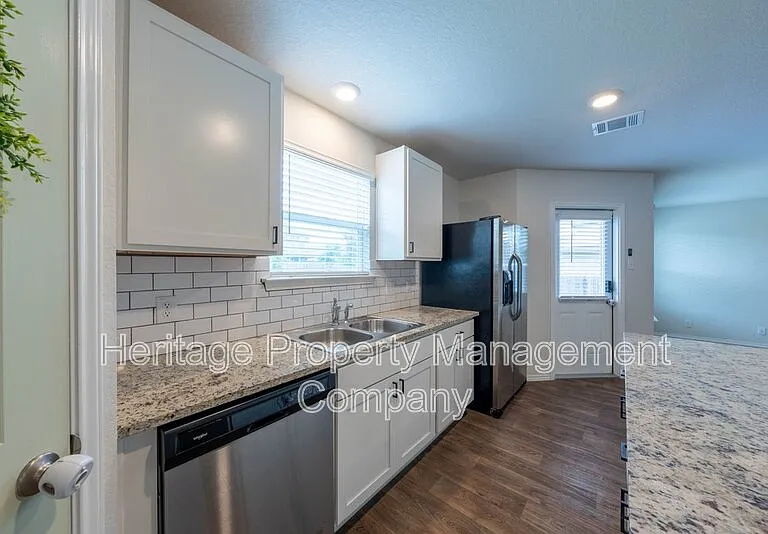 1018 Andean Emerald — Photo 12