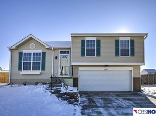 7951 S 157th Ave, Omaha, NE 68136
