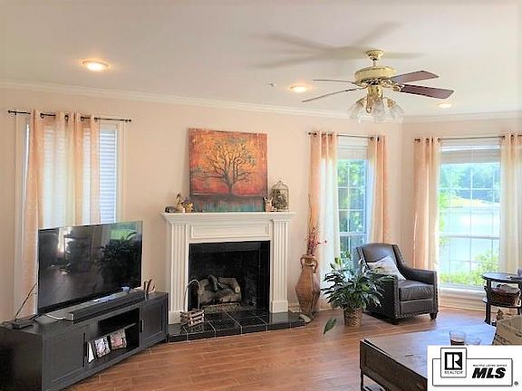4th image of 418 Lakefront Dr