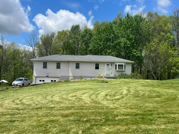 4385 Hattrick Rd, Rootstown, OH 44272