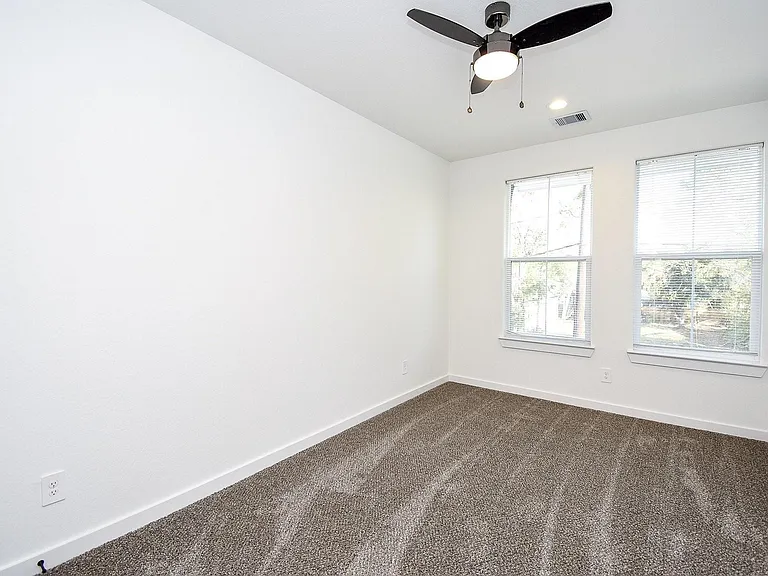6828 Liverpool St — Photo 21