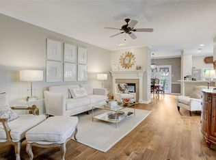 1135 Enclave Sq W, Houston, TX 77077