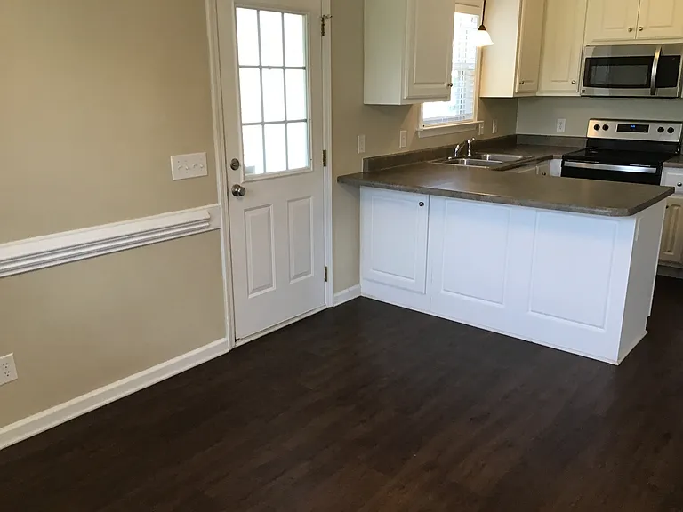 384 Axum Rd — Photo 3