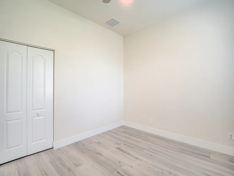 14854 Toscana Way — Photo 35