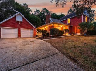 821 Lake Amick Dr, Niceville, FL 32578