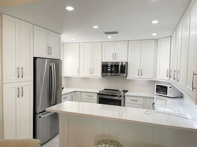 3008 Fairway Dr N — Photo 5