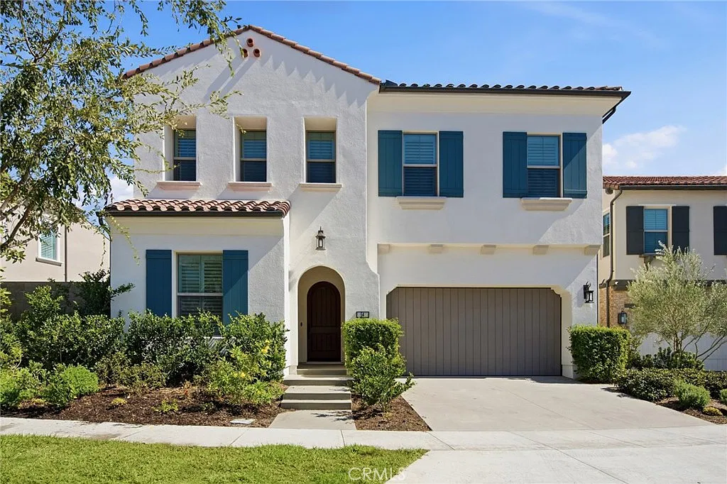 4 bed, 3.5 bath, 3427 sqft, $9,495 — Photo 1
