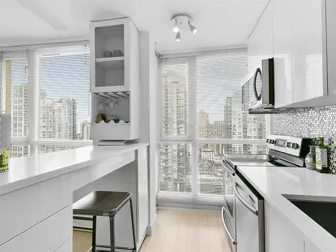 1188 Richards St #2210 — Photo 5