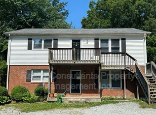 1006 W Barton St APT B, Greensboro, NC 27407