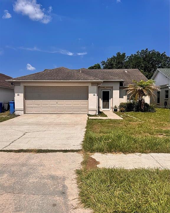 1st image of 2070 Sarah Louise Dr