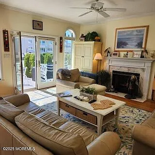 1877 Compass Ct — Photo 5