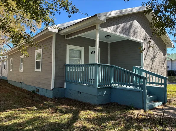 922 Headland Ave, Dothan, AL 36303
