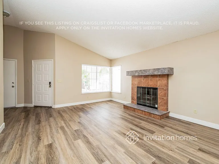 3213 Shoreheight St — Photo 4