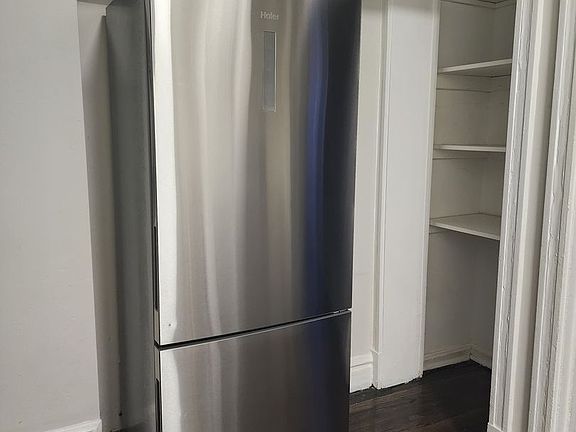 5th image of 6436 Alamo Ave APT 1E