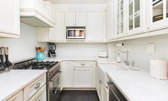 Sold by Keller Williams Points North | media 12