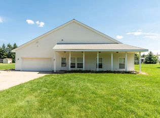 3863 Perry Lake Rd, Ortonville, MI 48462
