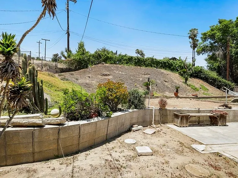 5485 Golden West Ave — Photo 14
