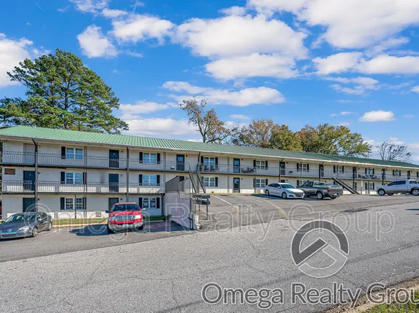 2711 18th Ave APT 4, Northport, AL 35476