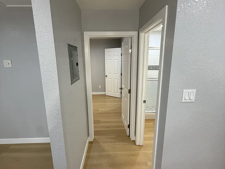 13112 Fenton Ave — Photo 5
