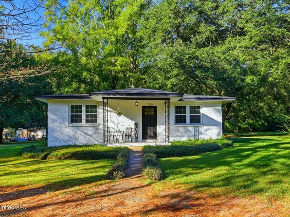 729 N Church St, Florence, MS 39073