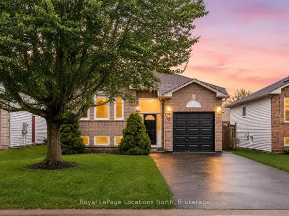 92 Glen Eton Rd, Wasaga Beach, ON L9Z 1E8